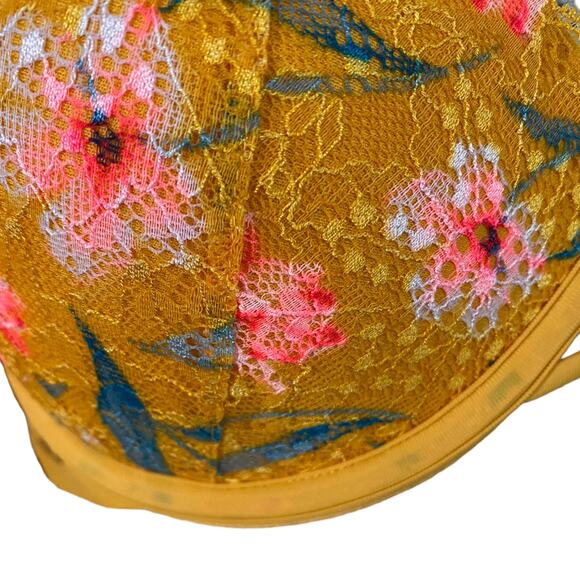 Victoria's Secret Pink Date Push Up Floral Size 34DD - Picture 4 of 4